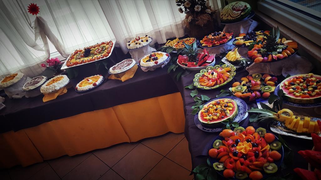 Hotel Gala Pesaro Extérieur photo